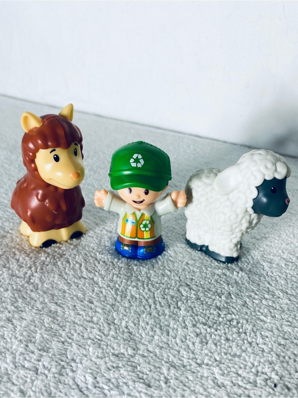5/$35 Fisher Price Little People Recycling Boy Farmer Alpaca Llama Sheep Lot